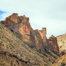 Canyon wall by Brett Sayles on Pexels