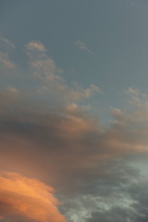 cloudscape, 垂直ショット, 夕方の無料の写真素材
