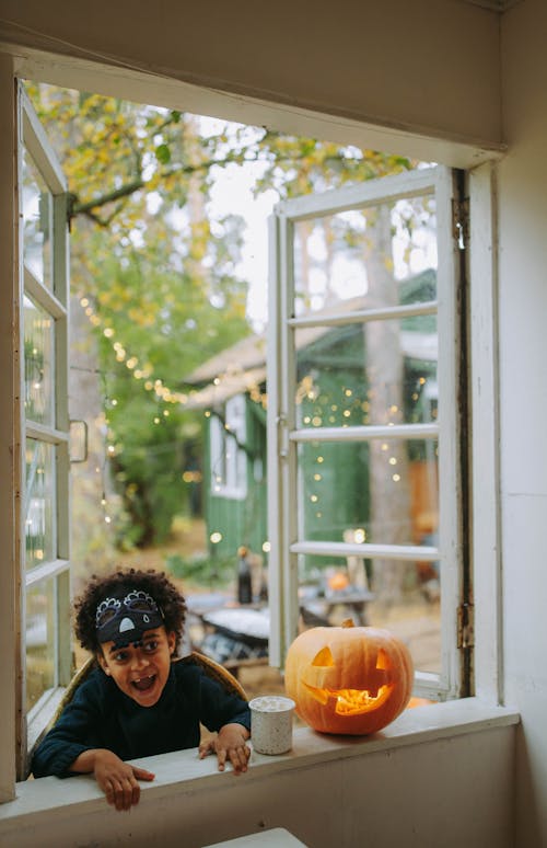 Gratis stockfoto met fijne halloween, gekleurde jongen, gezichtsuitdrukking