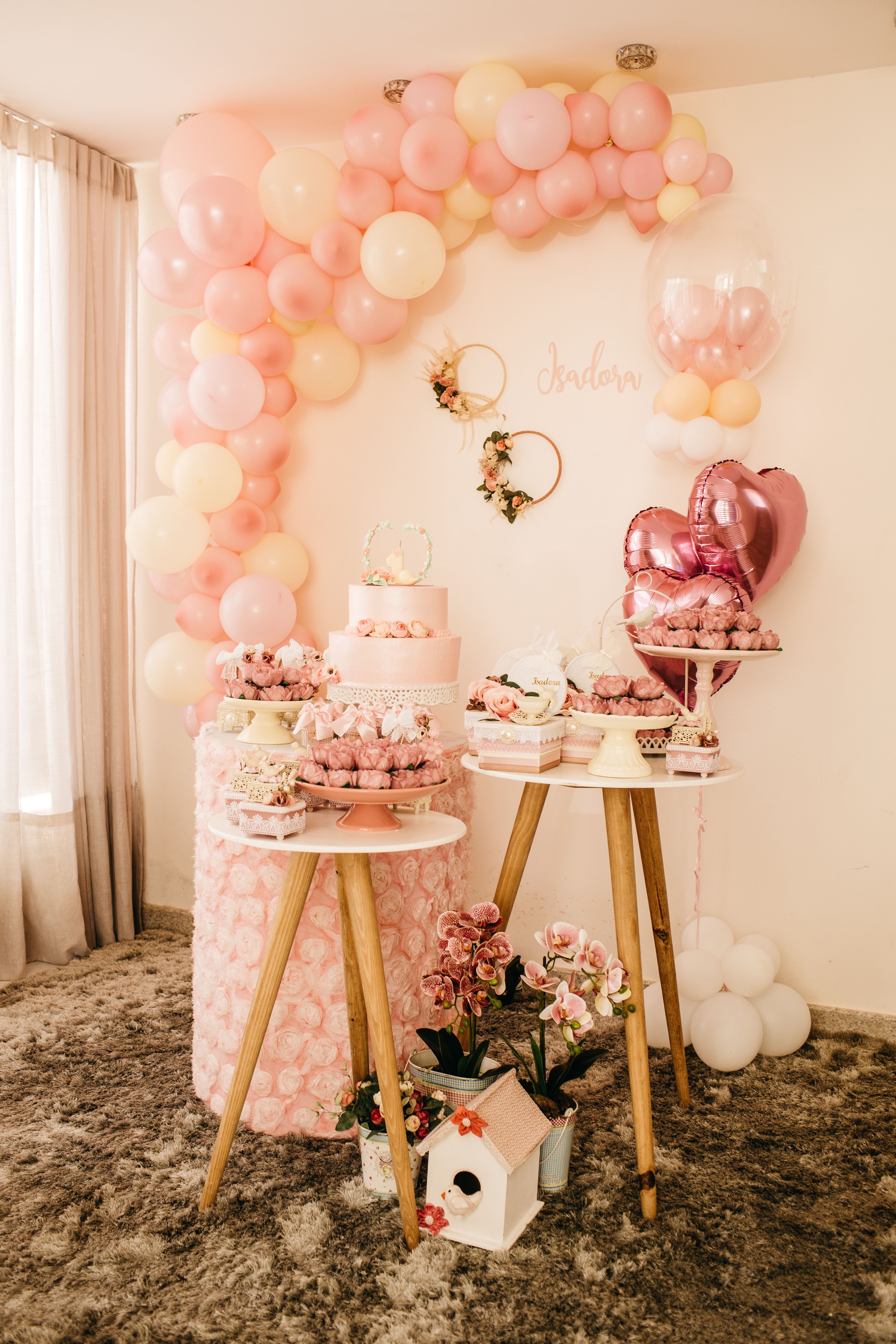Organic balloon garland arch in blush pink and gold