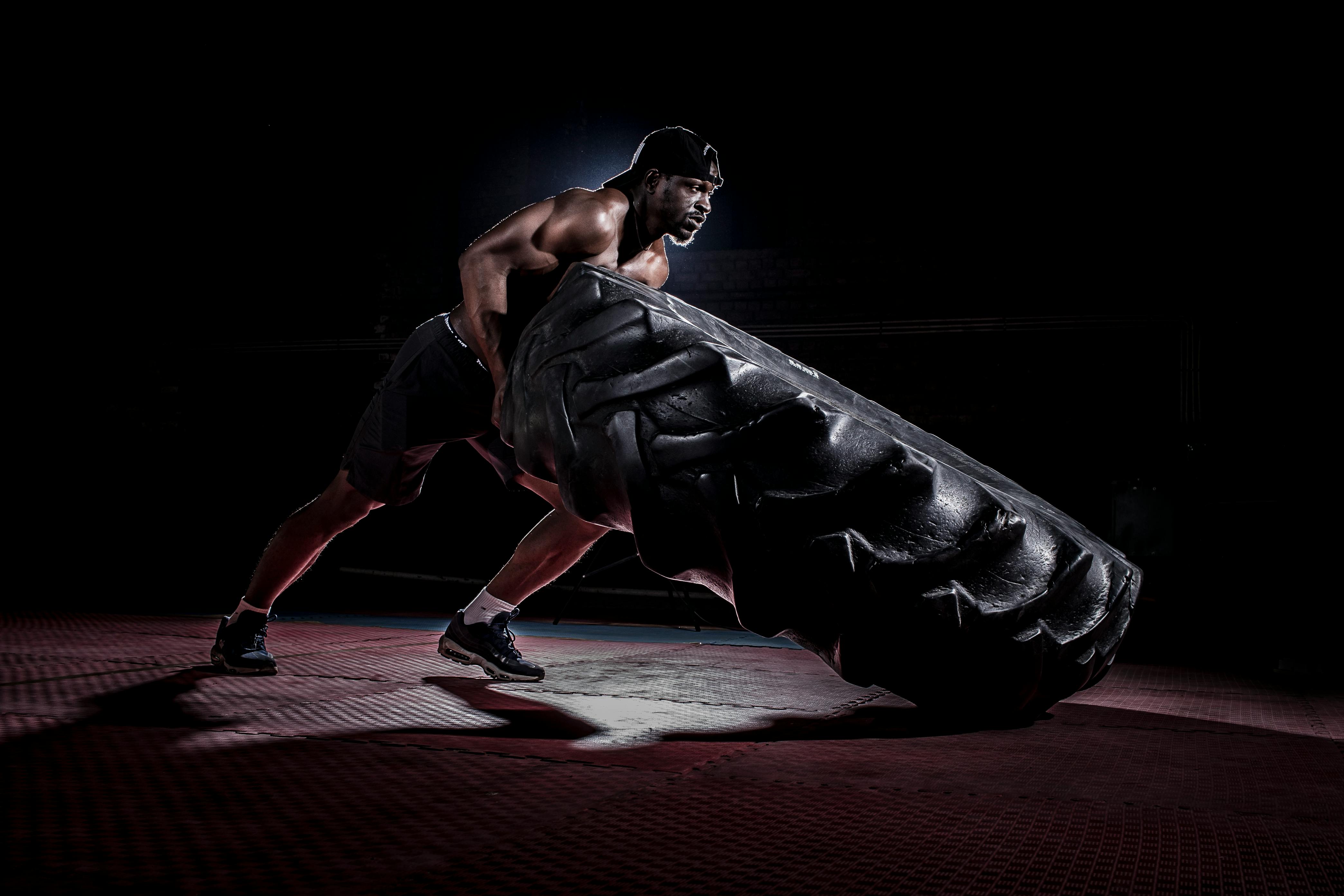 Young Strong Man Naked Torso Doing Push Ups Stock Photos - Free