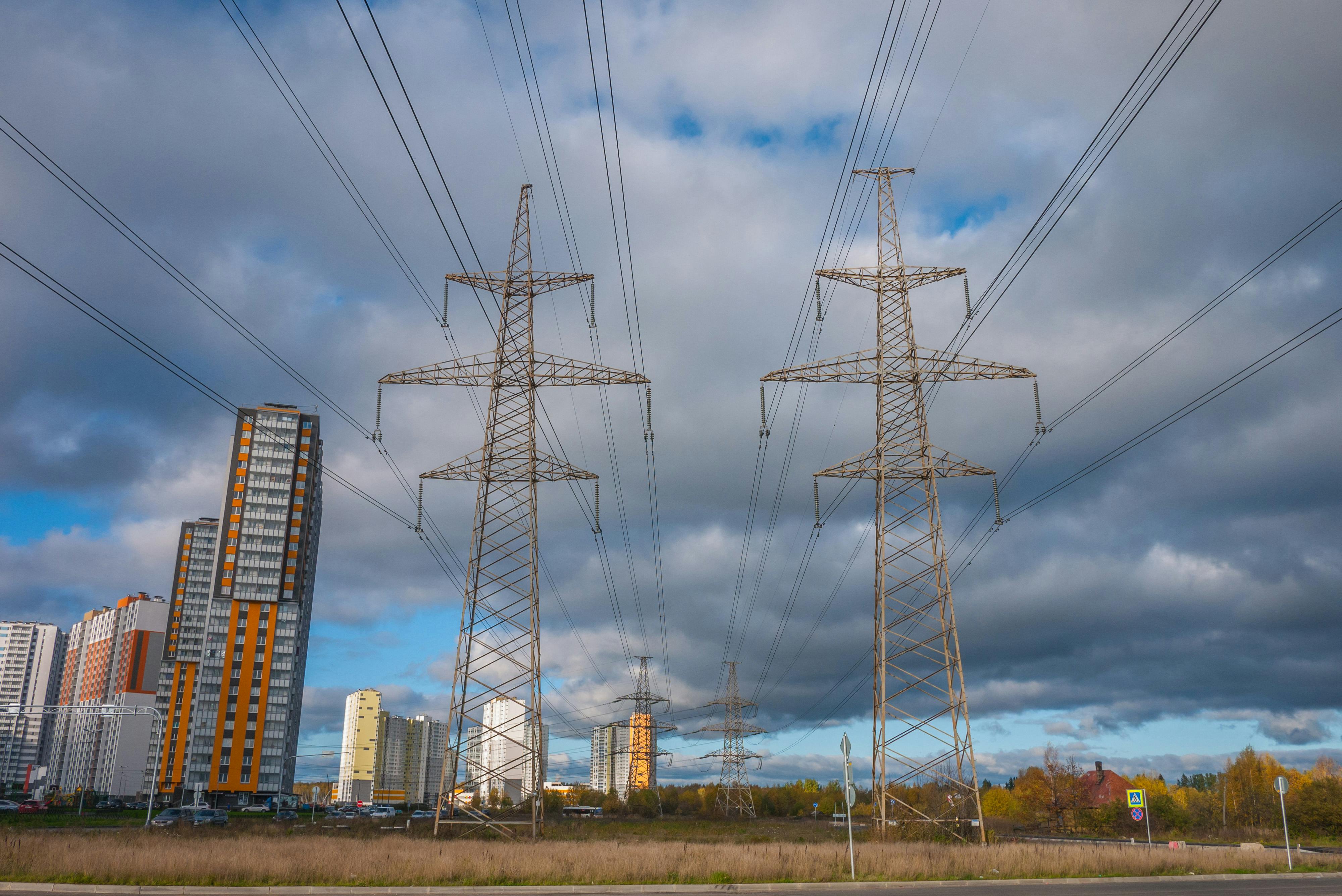 The Power of Local: Why Strategic Community Engagement Drives Success for Global Household Brands — Photo by paul on Pexels