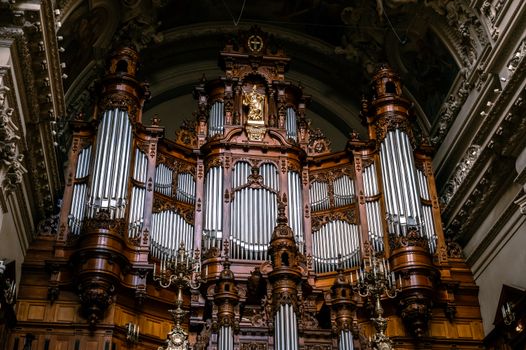 Orgue de Saint-Roch, instrument historique baroque parisien