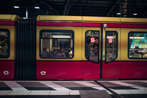 Fotobanka s bezplatnými fotkami na tému cvičiť, mesta, mesto