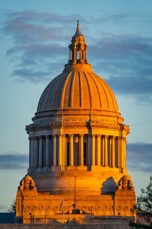 Immagine gratuita di cattedrale, cupola, luce del sole