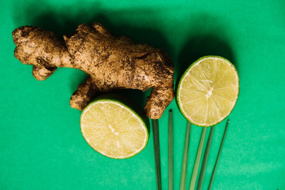 fresh ginger root slices