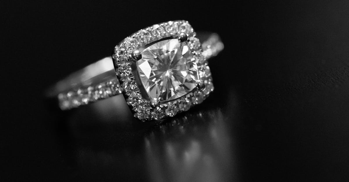 Free stock photo of diamond, engagement ring, halo