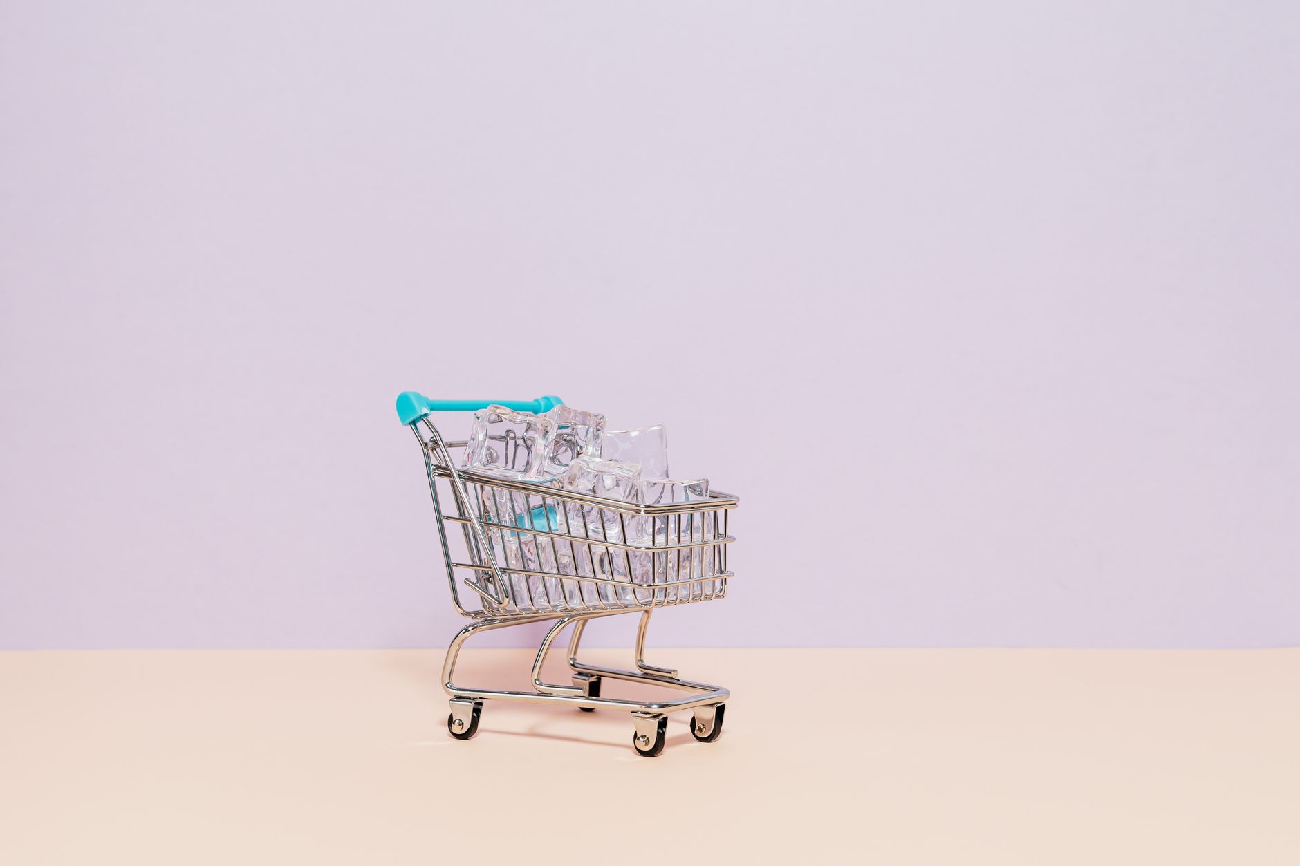 Theo dòng sự kiện: TMĐT & Social Commerce FMCG bùng nổ, kênh GT/MT cần làm gì để thích ứng?