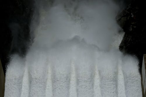 Free stock photo of churning water, cleveland dam, mist