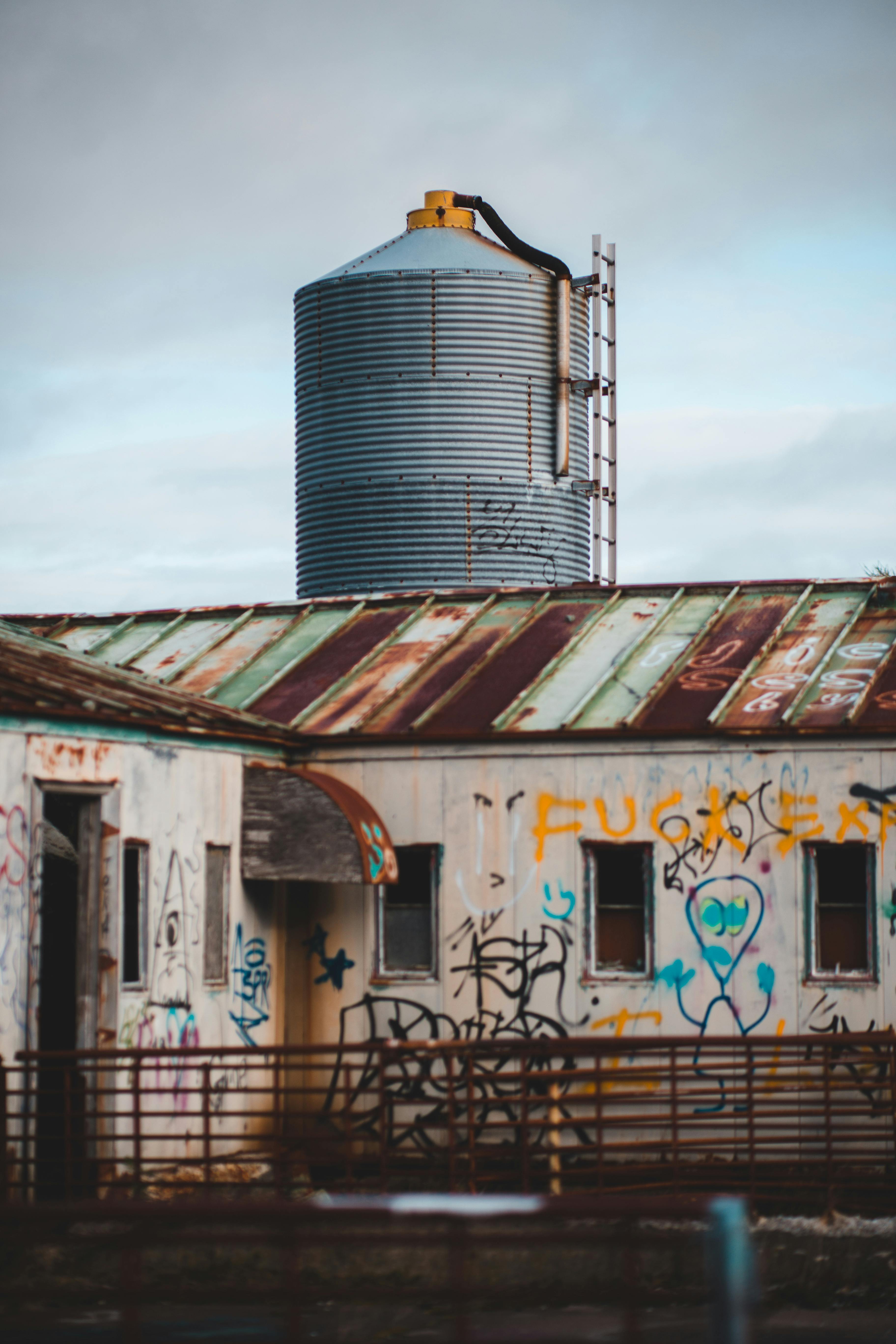 Does metal roofing require an underlayment?