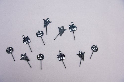 Black and White Wall Mounted Halloween Decors