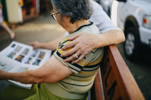 Kostnadsfri bild av äldre, äldre par, alzheimers