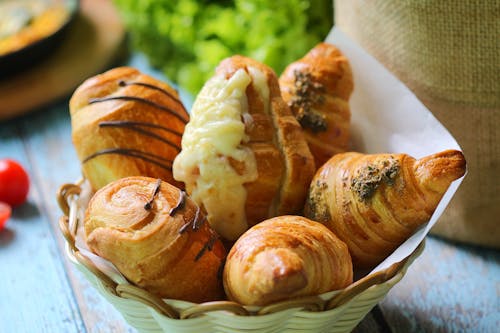 Gratis lagerfoto af brød, croissanter, mad