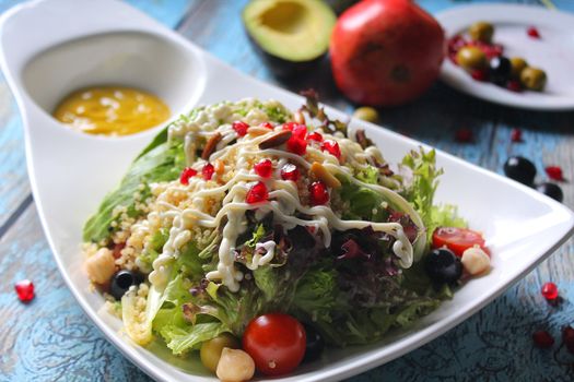 Greek Quinoa Salad (Protein-Rich, No-Cook)