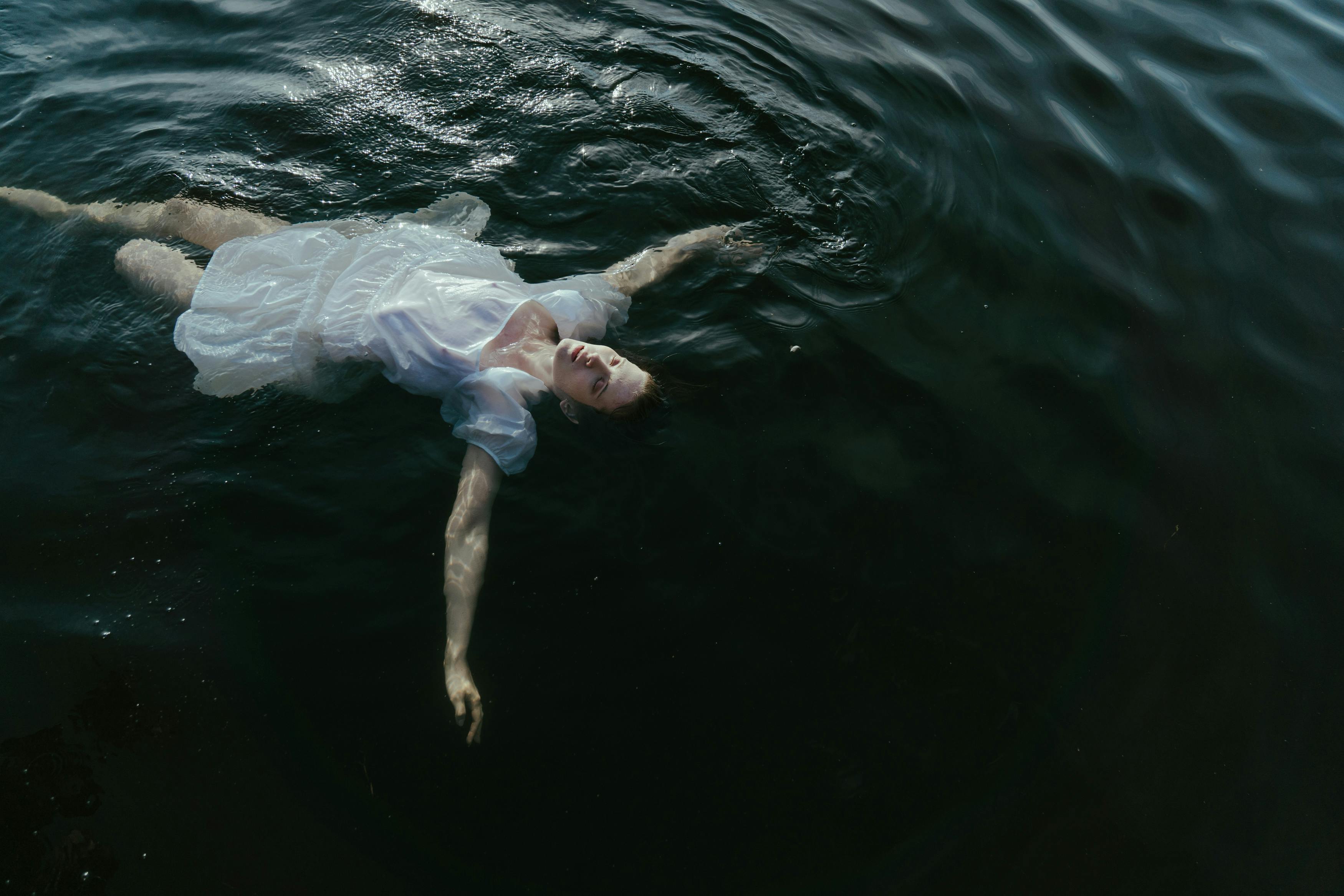 floating photography