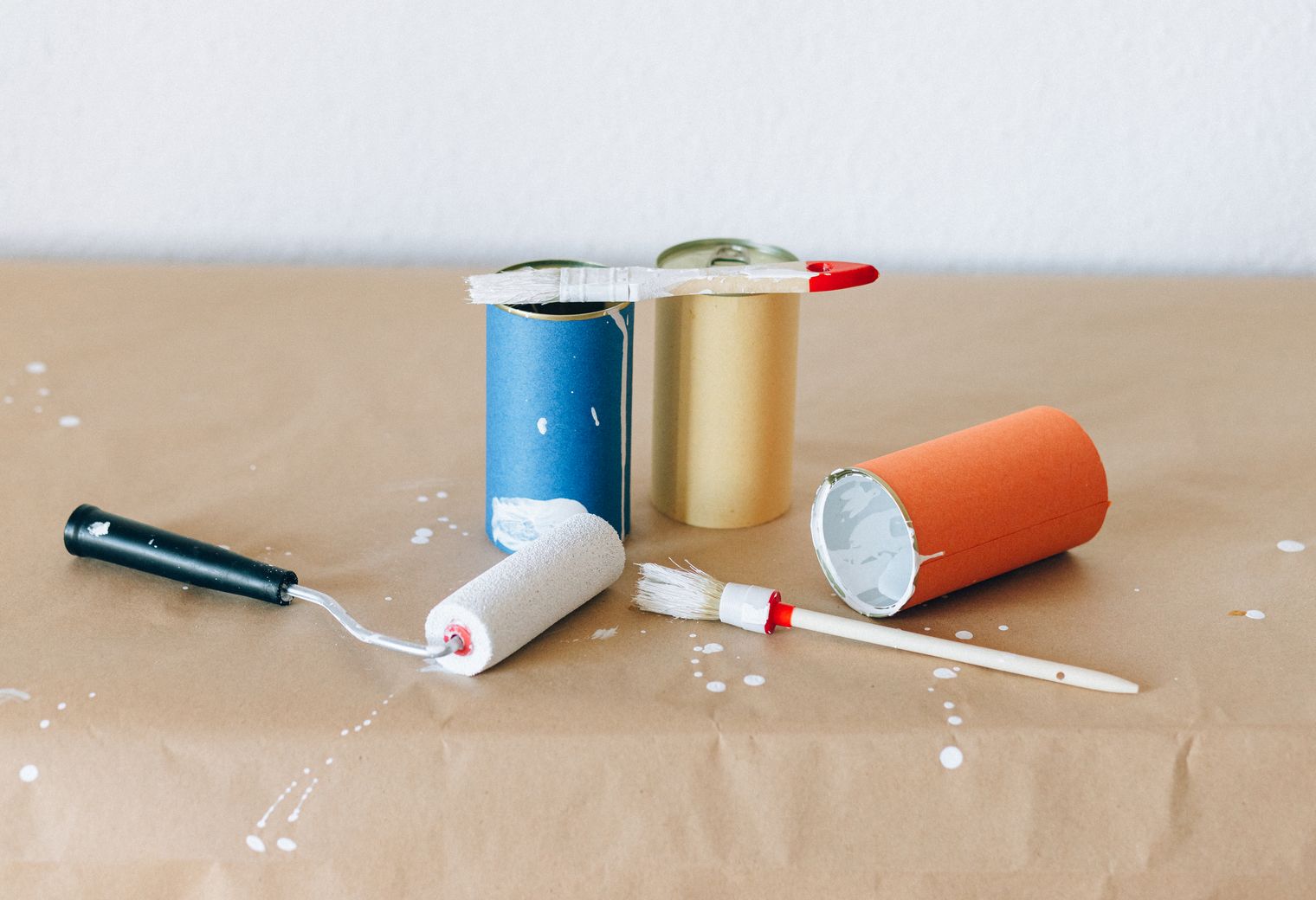 Painters and Decorators in Upper Clapton — clean edges cut in around trim and sockets