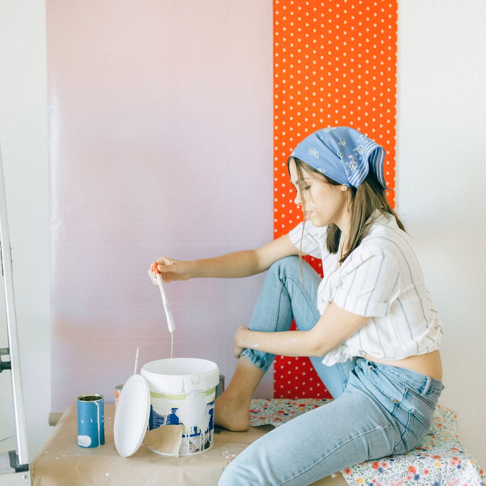 Painters and Decorators in Temple — clean edges cut in around trim and sockets