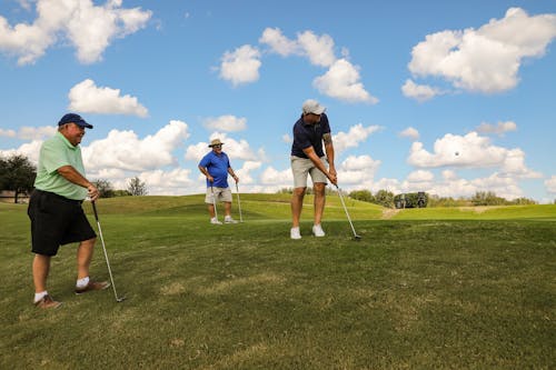 Foto profissional grátis de brincadeiras, campo de golfe, clube de golfe