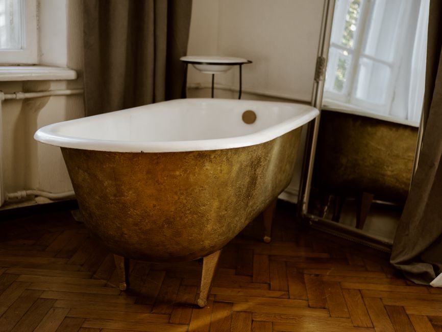 Klassieke badkuip voor een nostalgische spa ervaring. Klassieke badkuip voor een nostalgische spa ervaring.