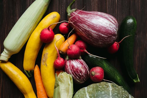 Free Fresh colorful vegetables on table Stock Photo