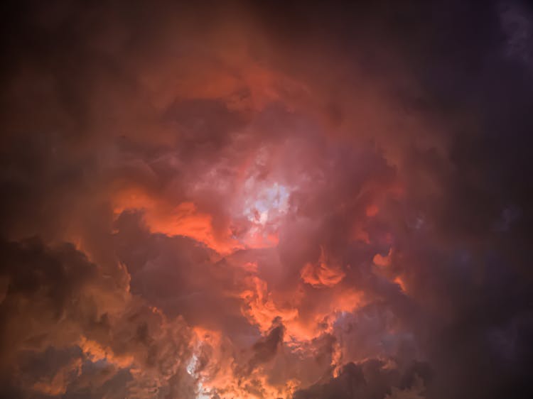 Beautiful Cloudscape Of Pink And Purple Dramatic Clouds 