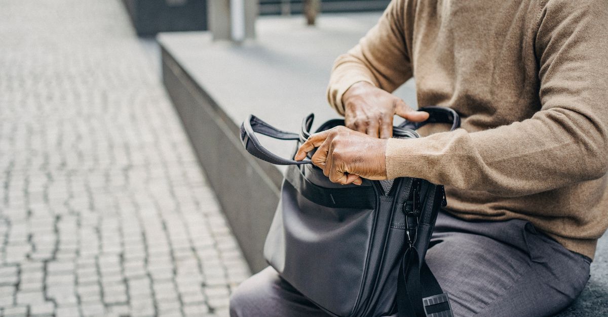 Le voyageur urbain : la trousse high tech idéale en 2026