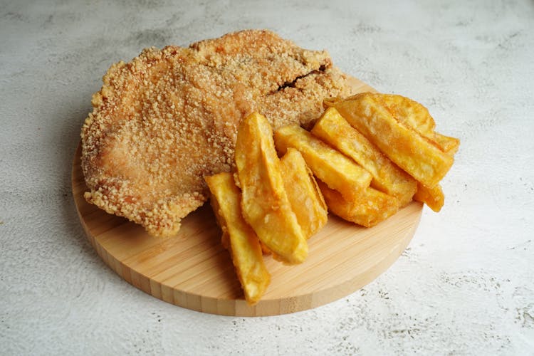 Fried Chicken With Homemade Fries