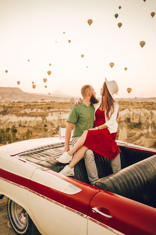 คลังภาพถ่ายฟรี ของ cappadocia, กลางแจ้ง, กอด