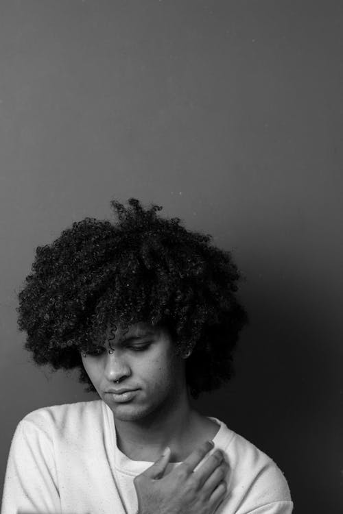 Foto profissional grátis de afro hair, black, black and white