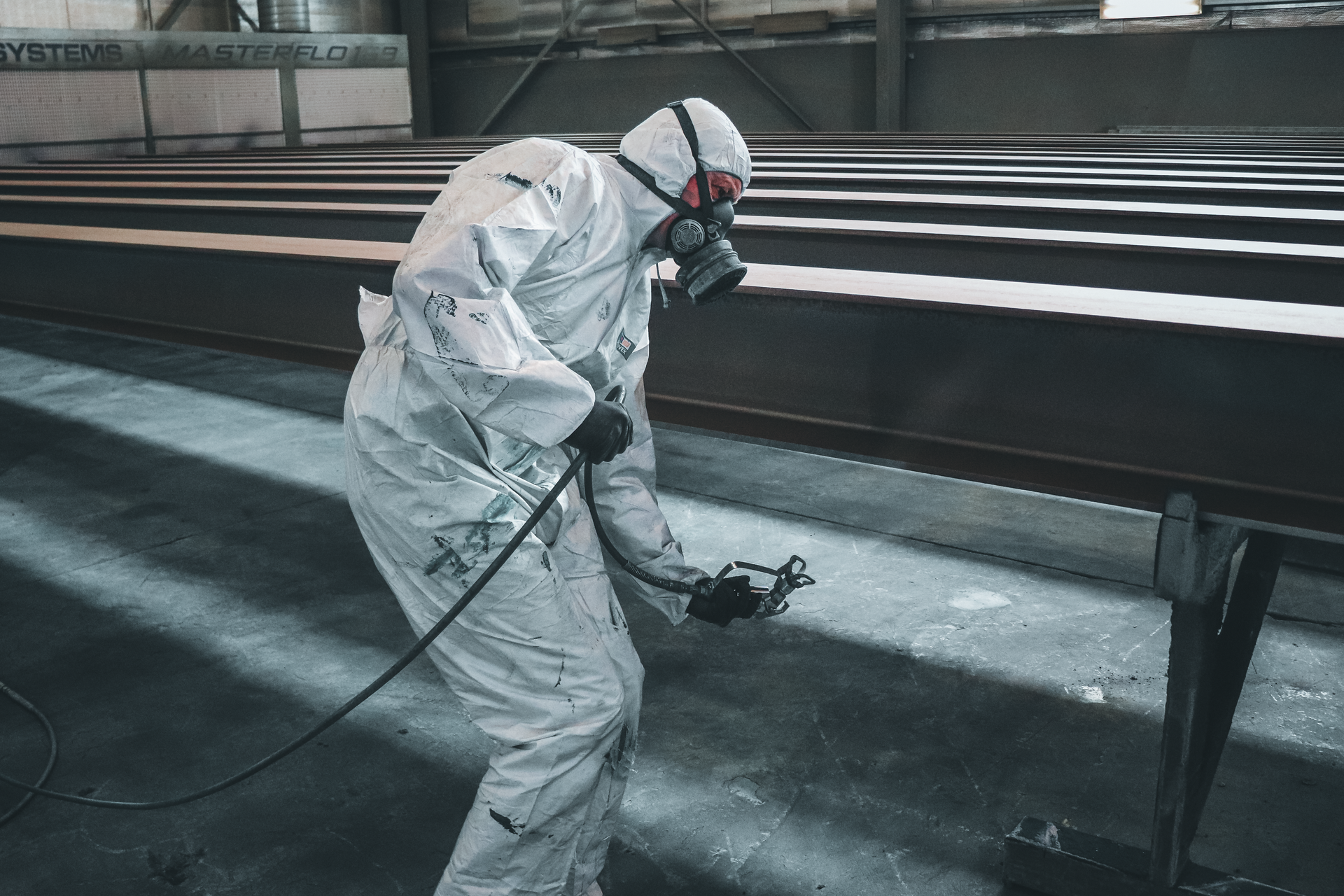 Application of polyurea waterproofing layer on concrete substrate