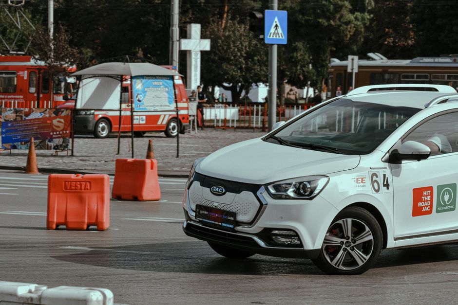 EV Breakdown Cover UK 2026: Comparison Guide