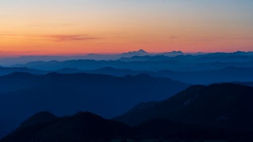 Безкоштовне стокове фото на тему «Аерофотозйомка, гірський хребет, Захід сонця»