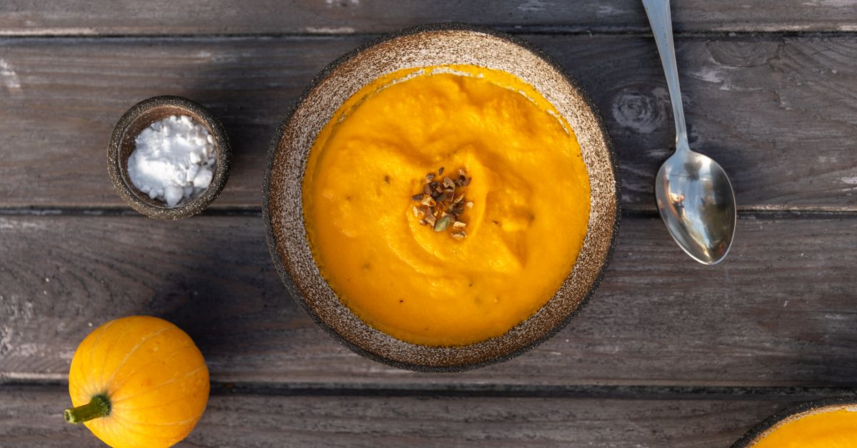 Crema de zanahoria y jengibre con toque de naranja Crema de zanahoria y jengibre con toque de naranja