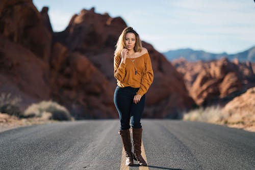 How To photography Poses Women Quick Tips