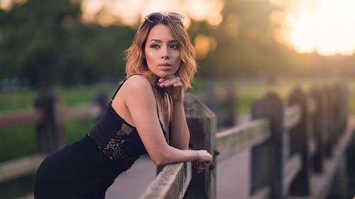 How To photography Poses Women Quick Tips