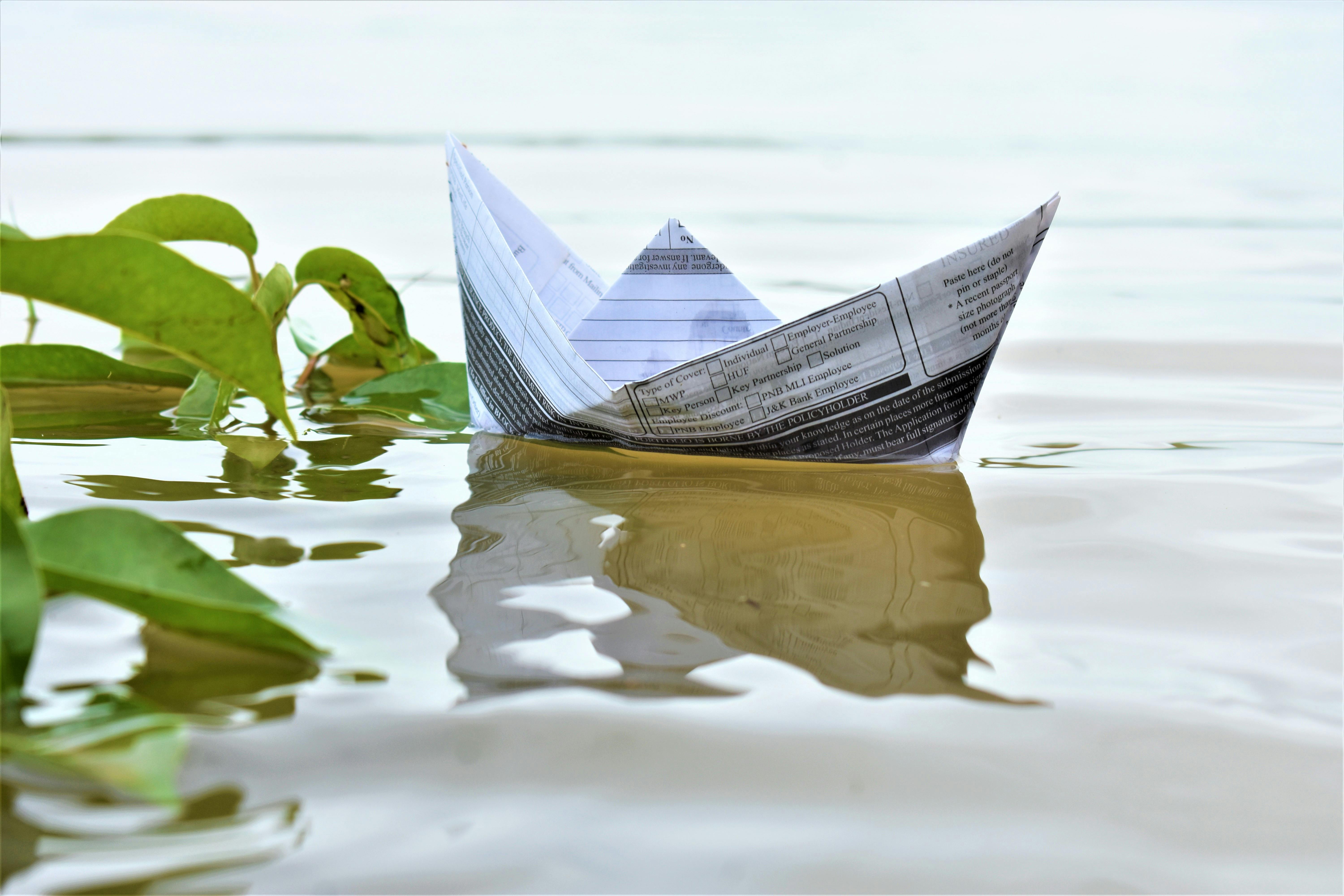 Paper Boat Photos, Download The BEST Free Paper Boat Stock Photos & HD ...