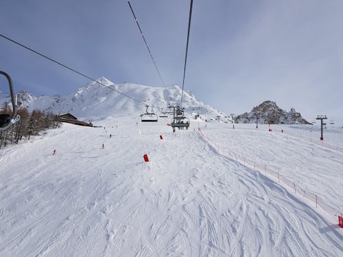 Ilmainen kuvapankkikuva tunnisteilla flunssa, hiihtokeskus, köysirata