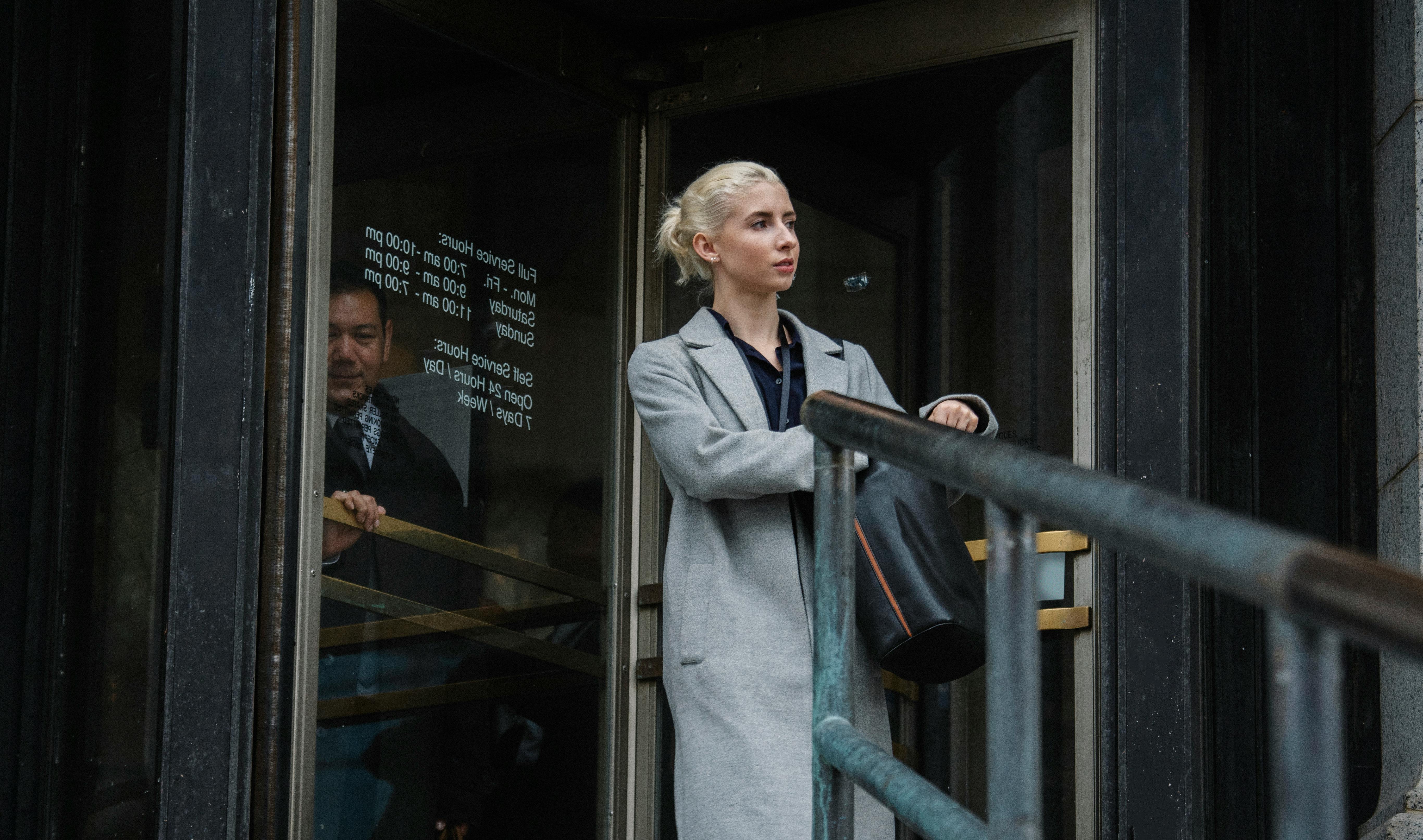 What can I spray around my door to keep flies away?