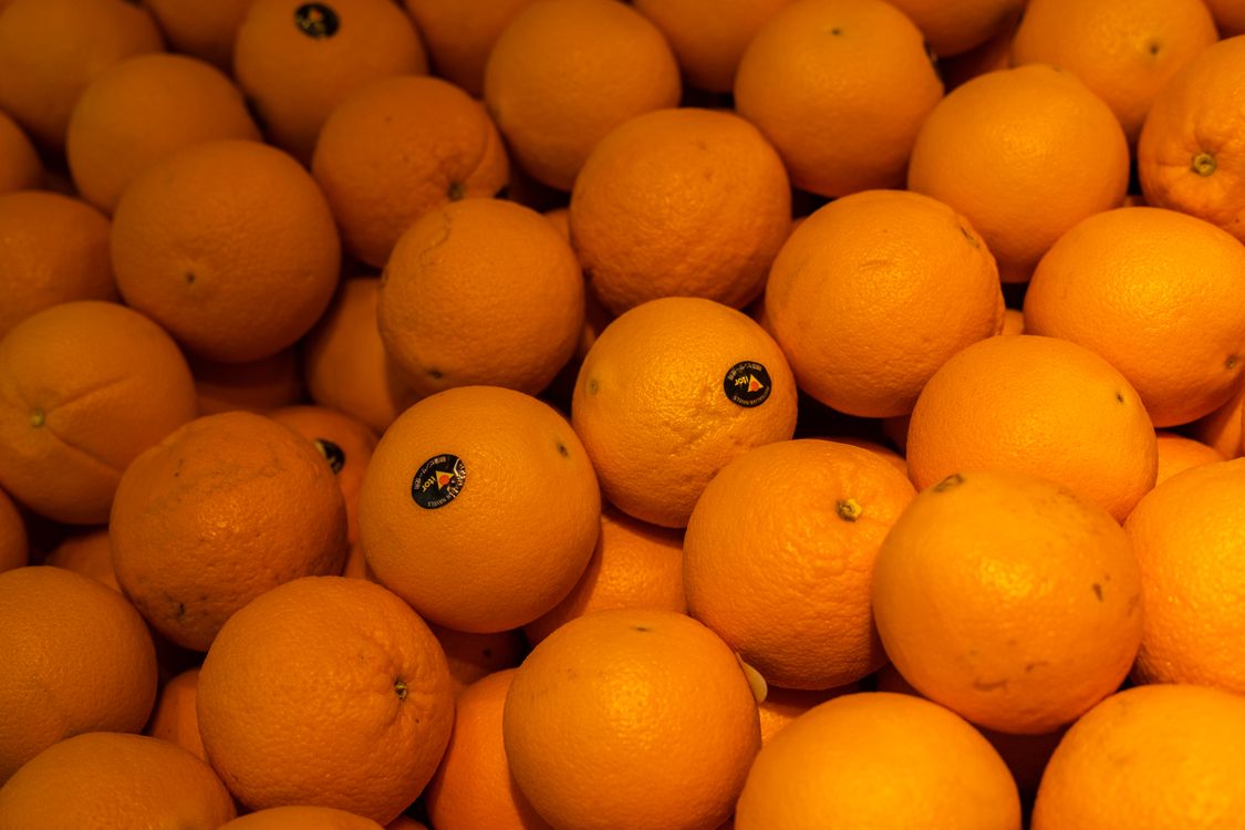 Aranjas Close Up Photo of Orange Fruits · Free Stock Photo