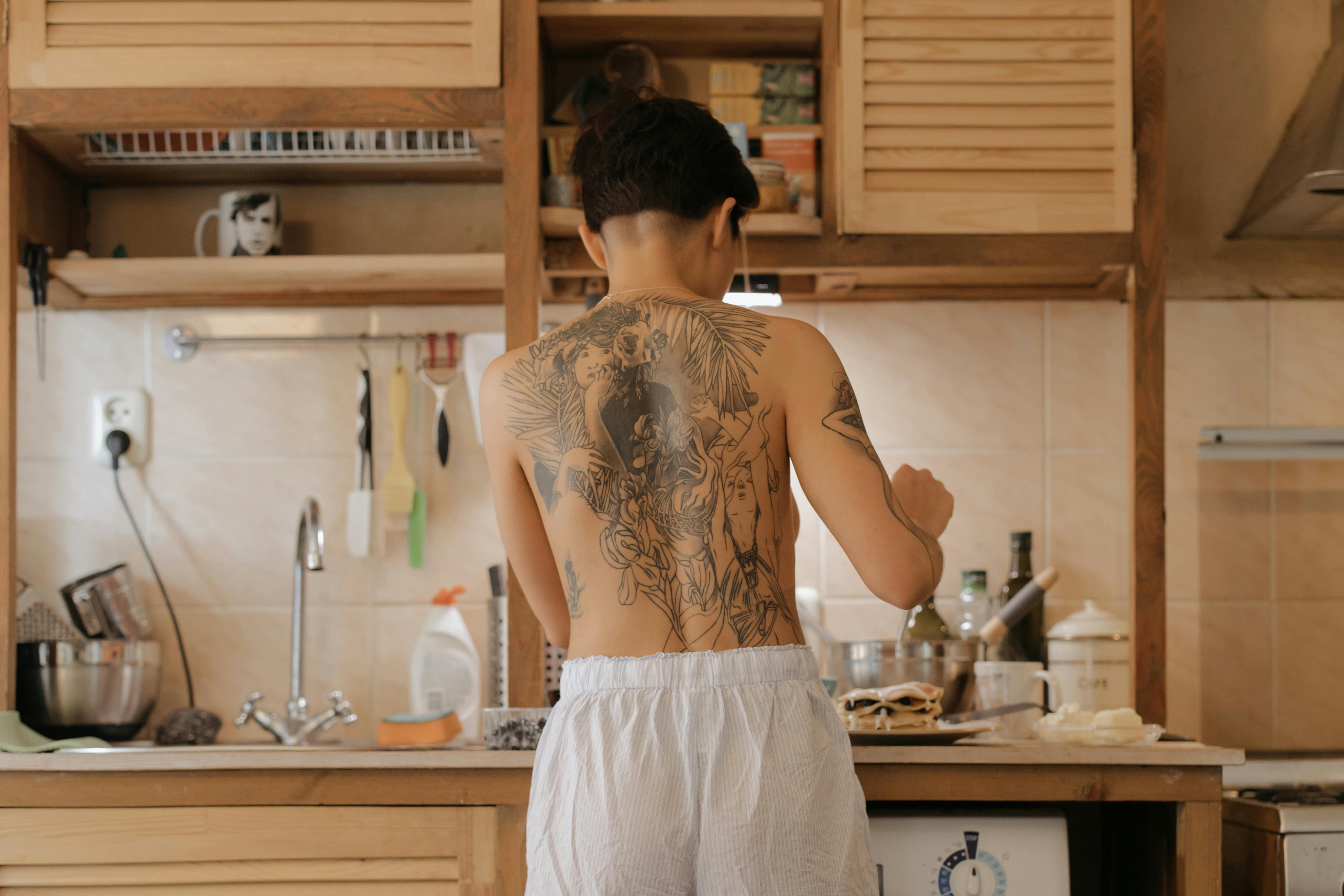 DANIEL NEMAN COLUMN: Kitchen hacks that actually work, mostly — Photo by cottonbro studio on Pexels