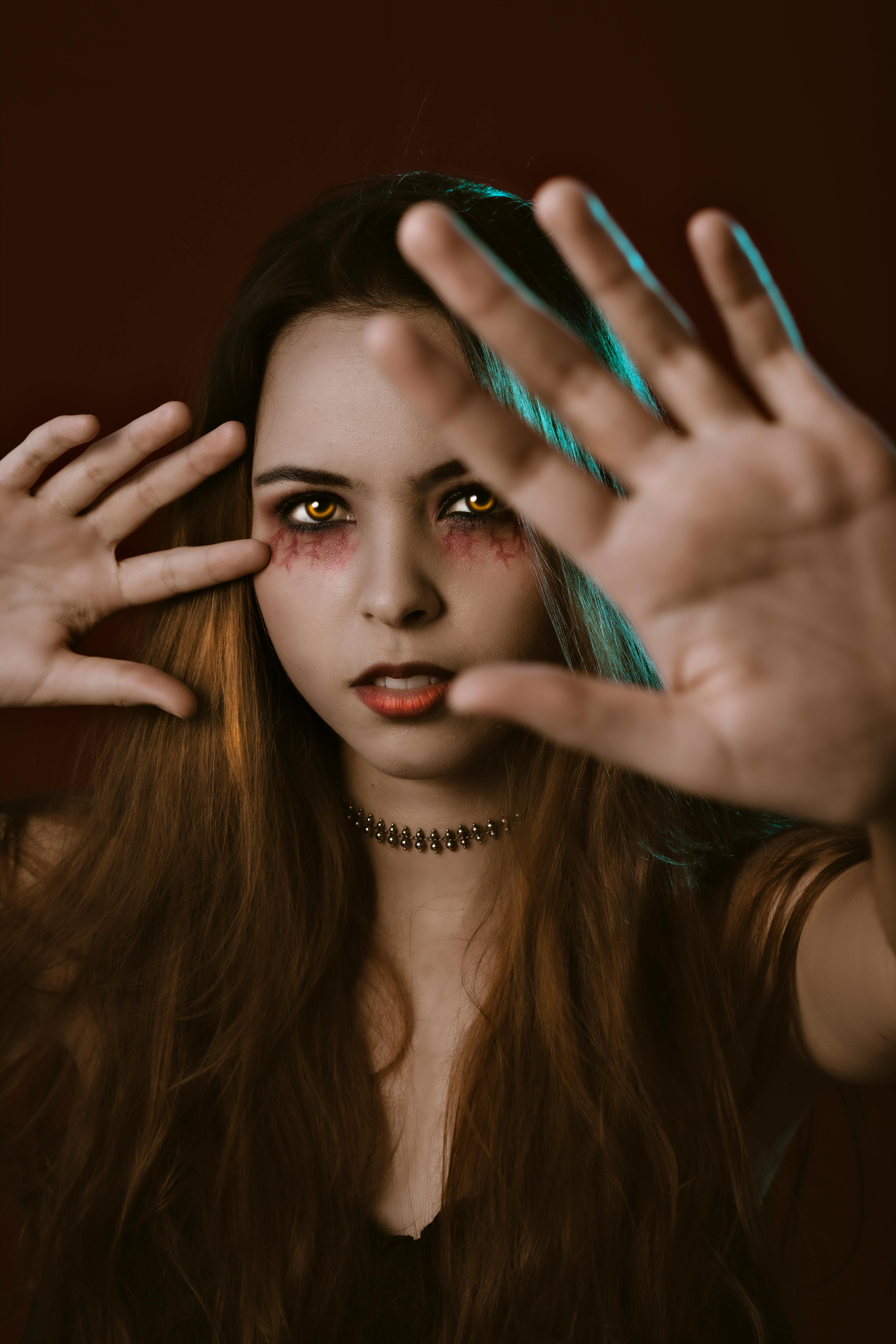 Ochi dramatic: eyeliner plat & look smoking