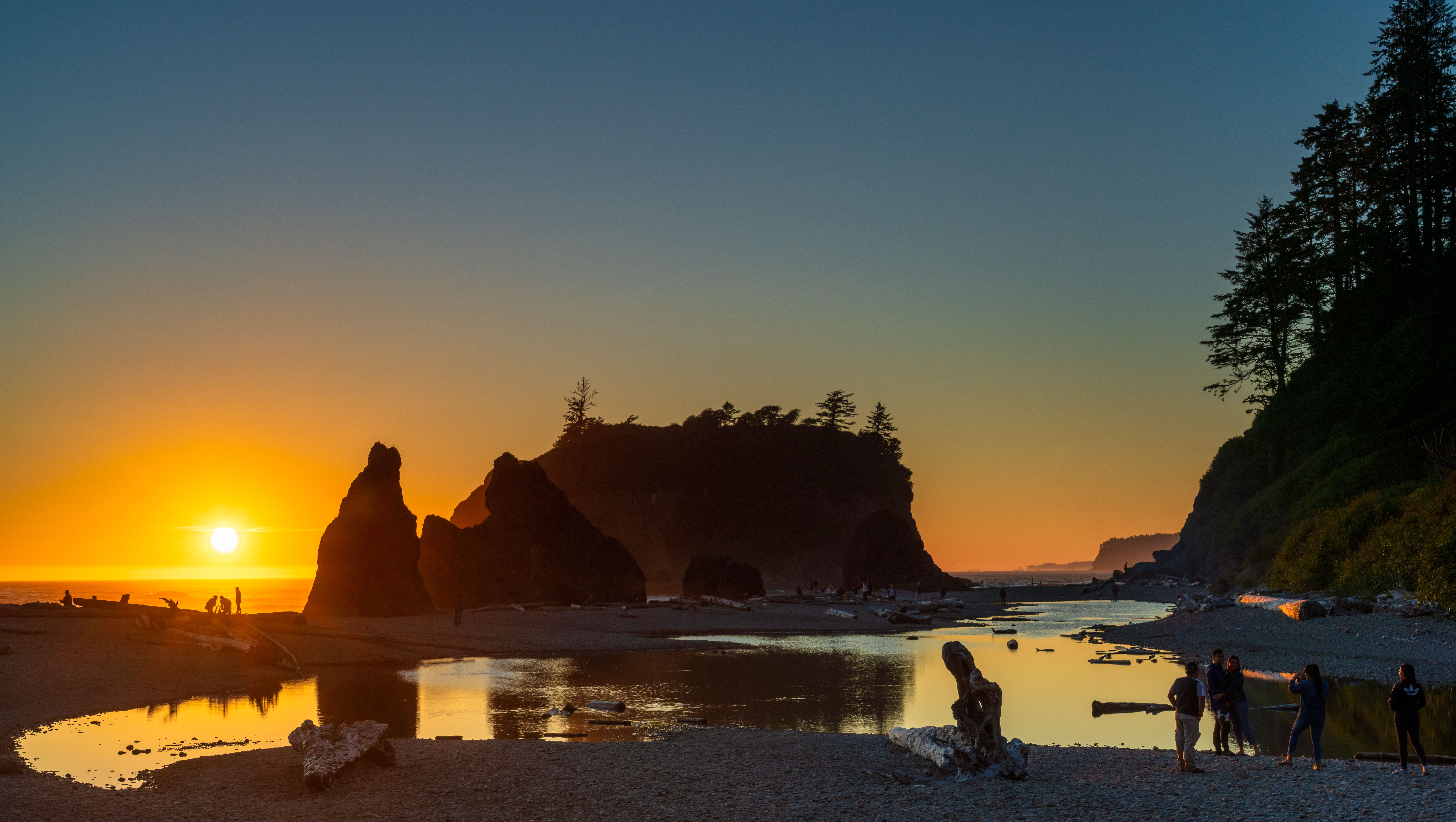 Ruby Beach Pacific coast sea stacks