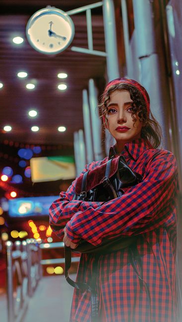 a red check shirt and a headband to match, city lights kind of evening ❤️
#styleinspo #outfitoftheday #red #shirt
