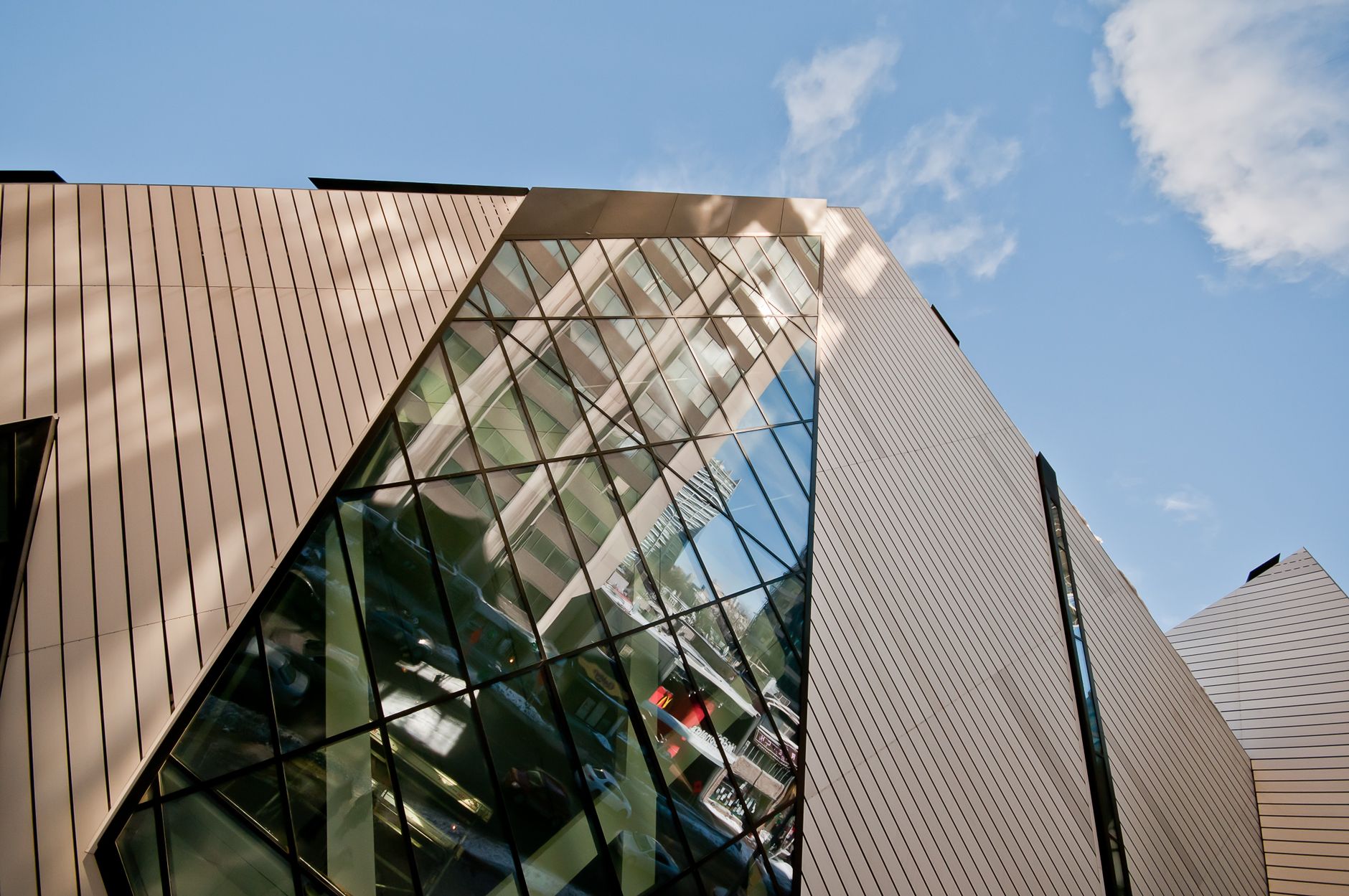 Royal Ontario Museum (ROM)