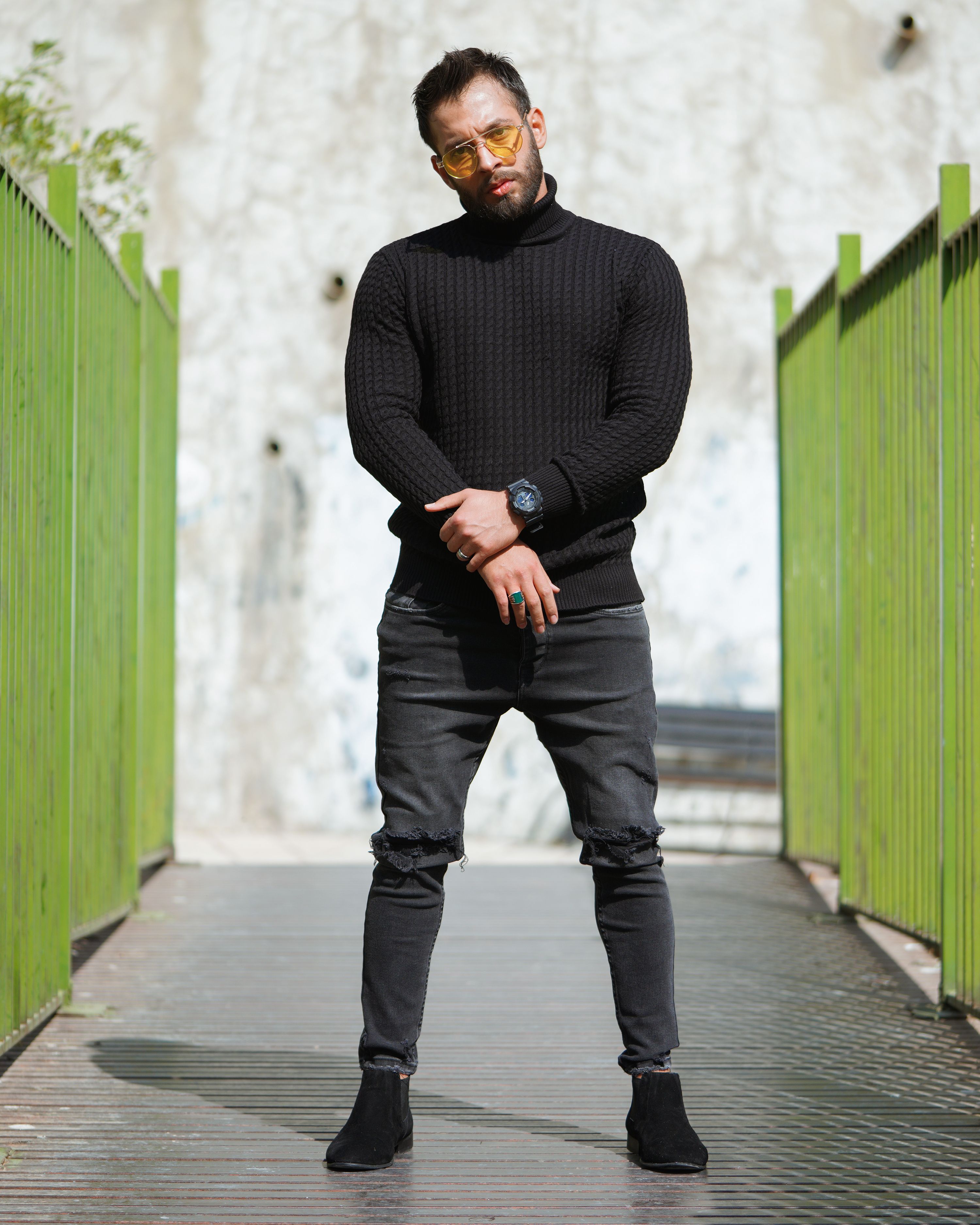 Blusa de Frio Gola Alta Preta