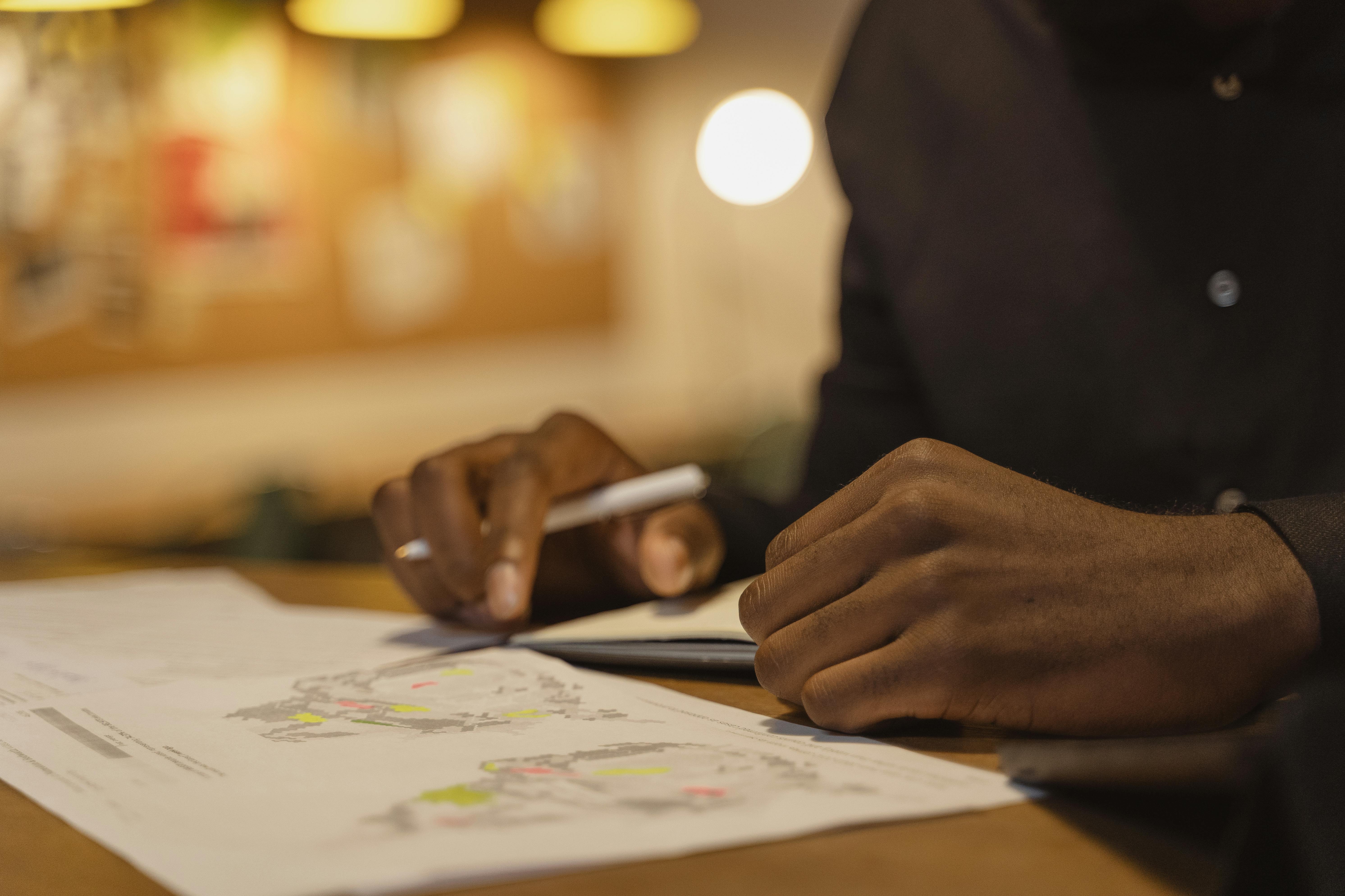 policy explainers policy research paper example — Photo by Tima Miroshnichenko on Pexels
