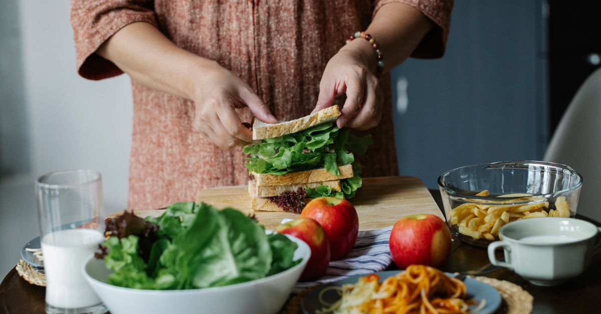 Pourquoi je mange sans faim ? L'hypnose éclaire le mystère