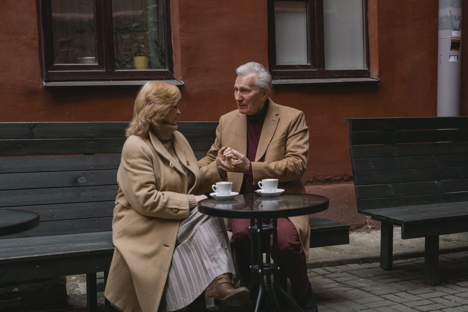 Vor dem Date googeln — fast jeder tut es