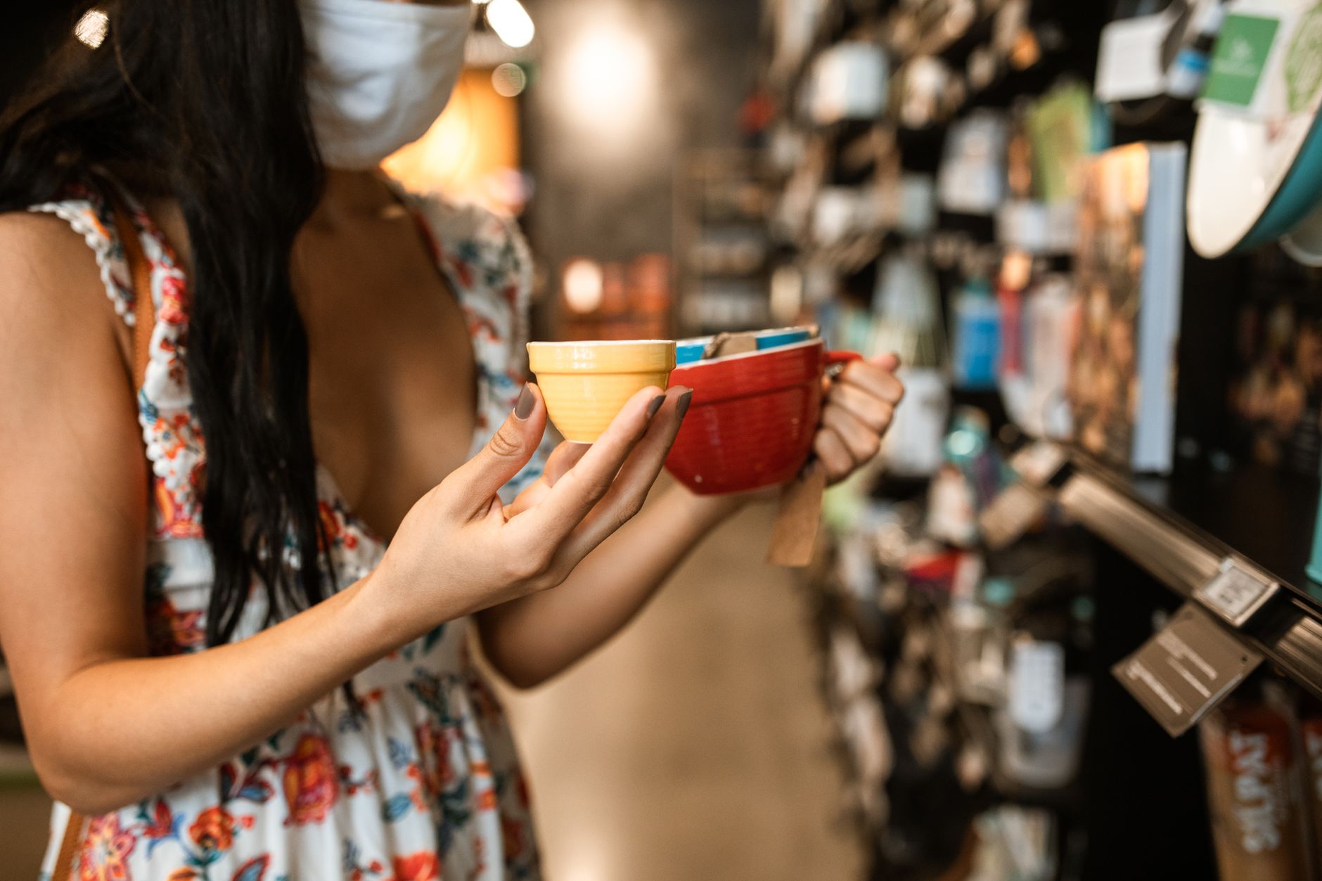Thị trường FMCG sôi động với loạt sản phẩm snack, đồ uống, bánh kẹo mới