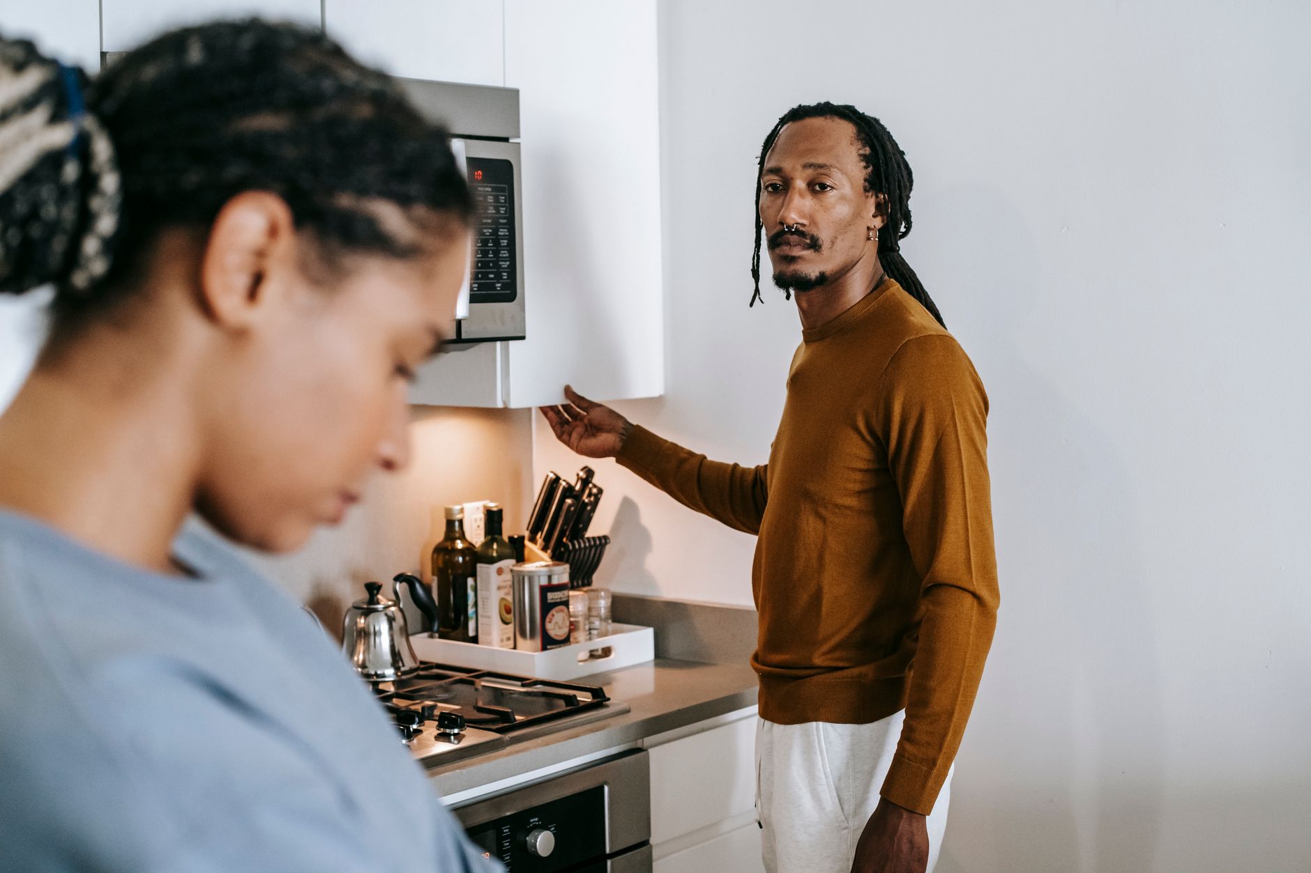 Unhappy Marriage: Consequences and Ways to Improve Your Relationship